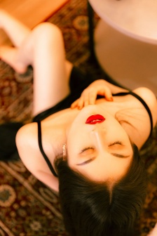 骸骨骑士大人异世界冒险中樱花动漫